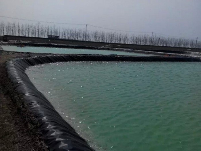 魚塘防滲膜黑膜什么價格？