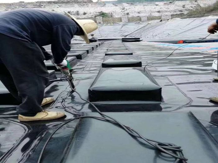 滲濾液調節池防滲