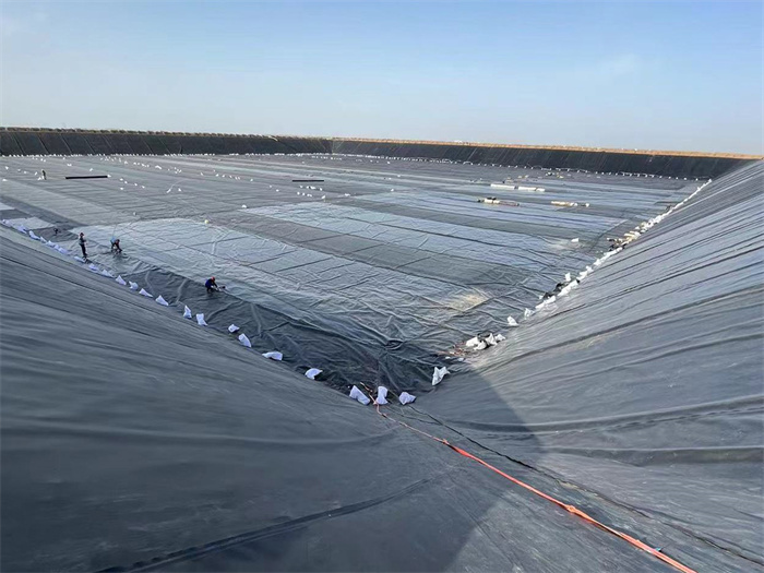 垃圾場(chǎng)臨時(shí)覆蓋膜